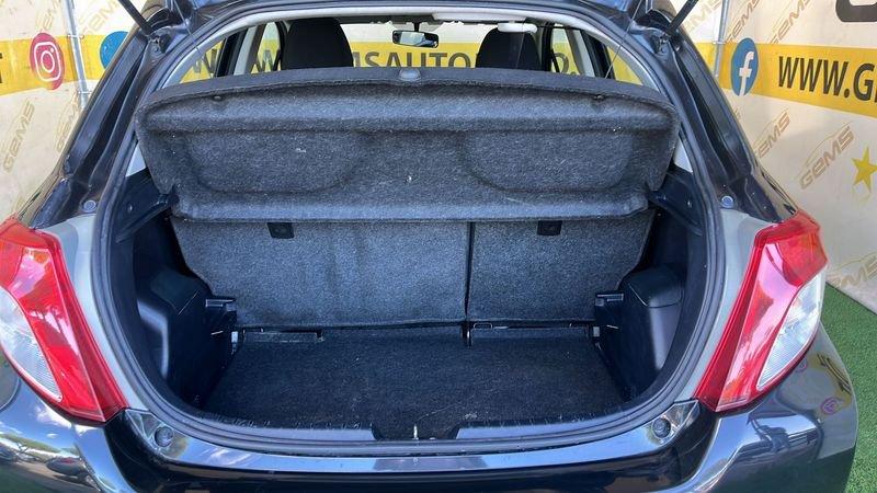 Toyota Yaris Yaris 1.4 D-4D 5 porte Lounge