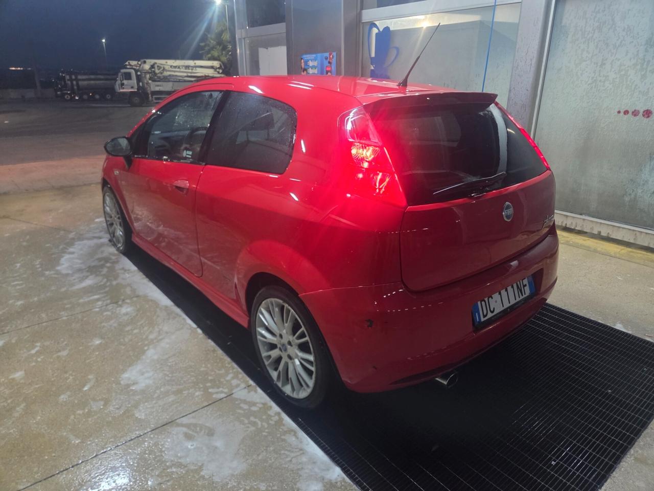 Fiat Grande Punto 1.4 Starjet 16V 3 porte Sport Gpl