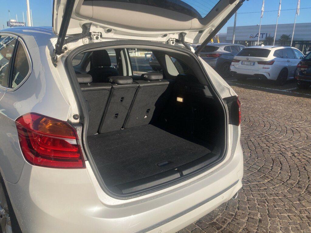 BMW Serie 2 Active Tourer 220 d Luxury Steptronic