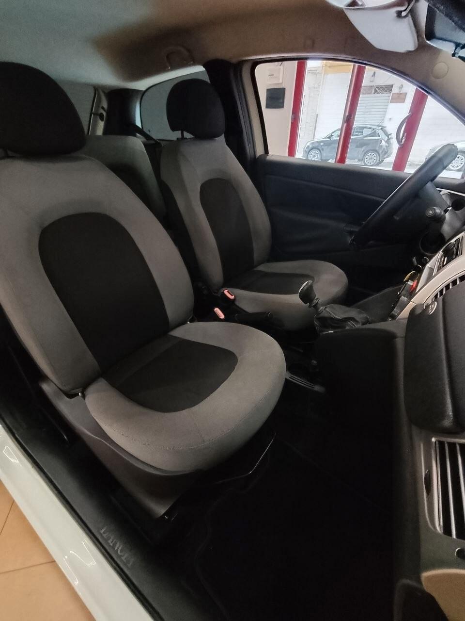 Lancia Ypsilon II SERIE