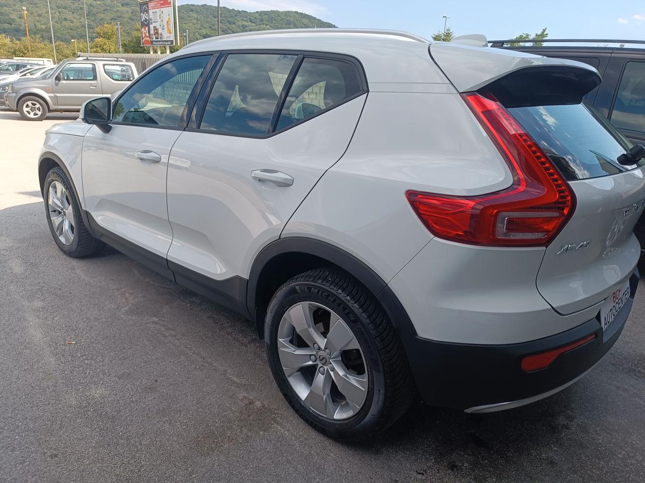 Volvo XC40 T2 Geartronic Momentum