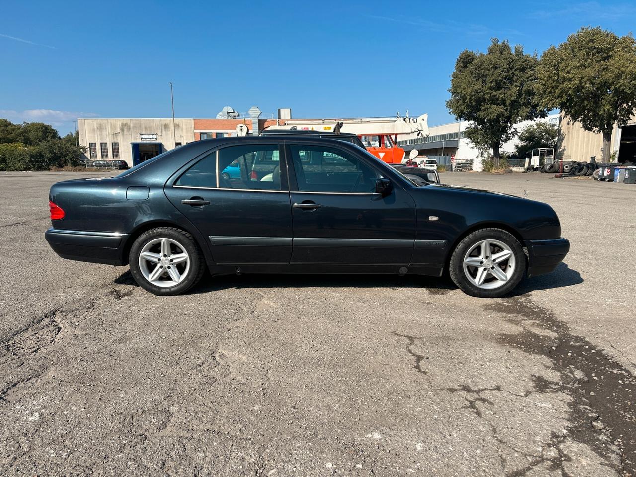 Mercedes-benz E 200 Benzina/GPL cat Elegance