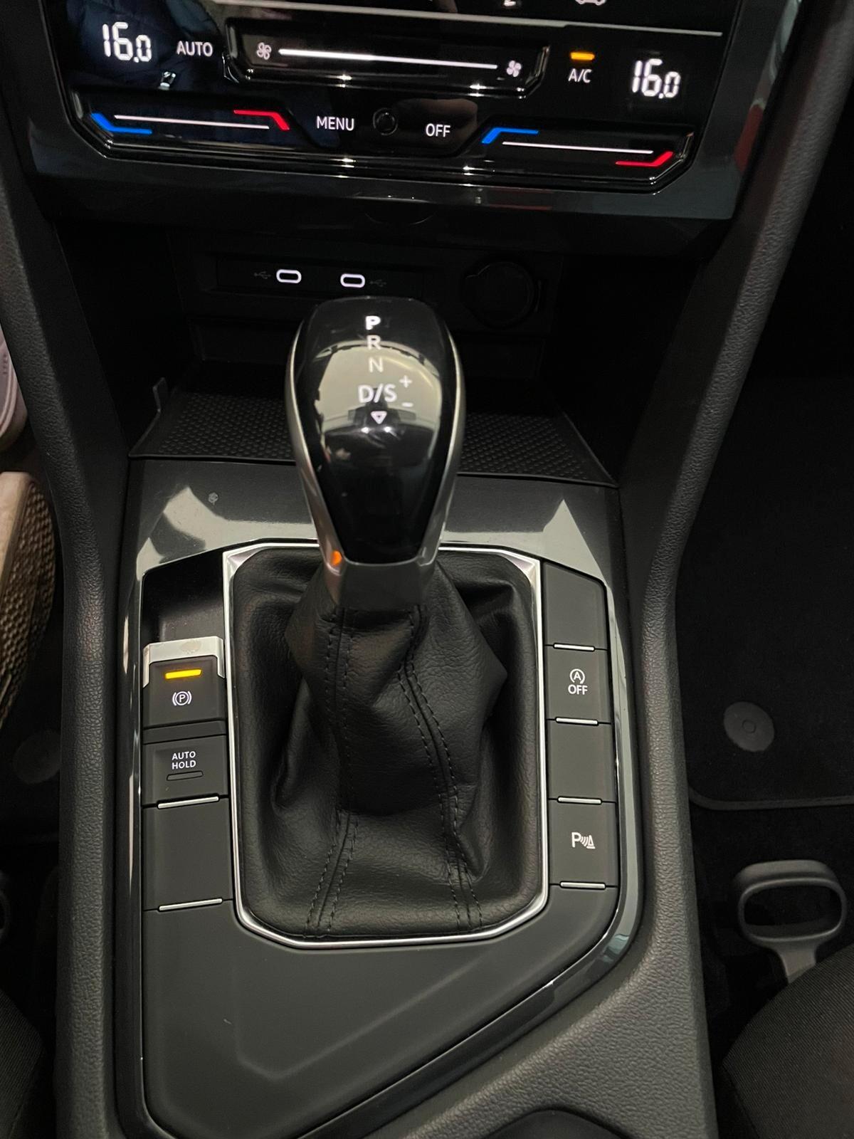 VOLKSWAGEN TIGUAN 2.0TDI ELEGANCE 150cv DSG