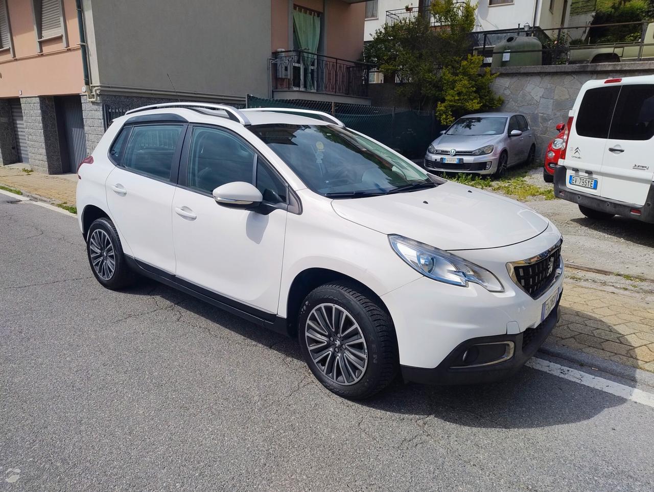 Peugeot 2008 BlueHDi 75 Access 95km euro6 UNICO PROP