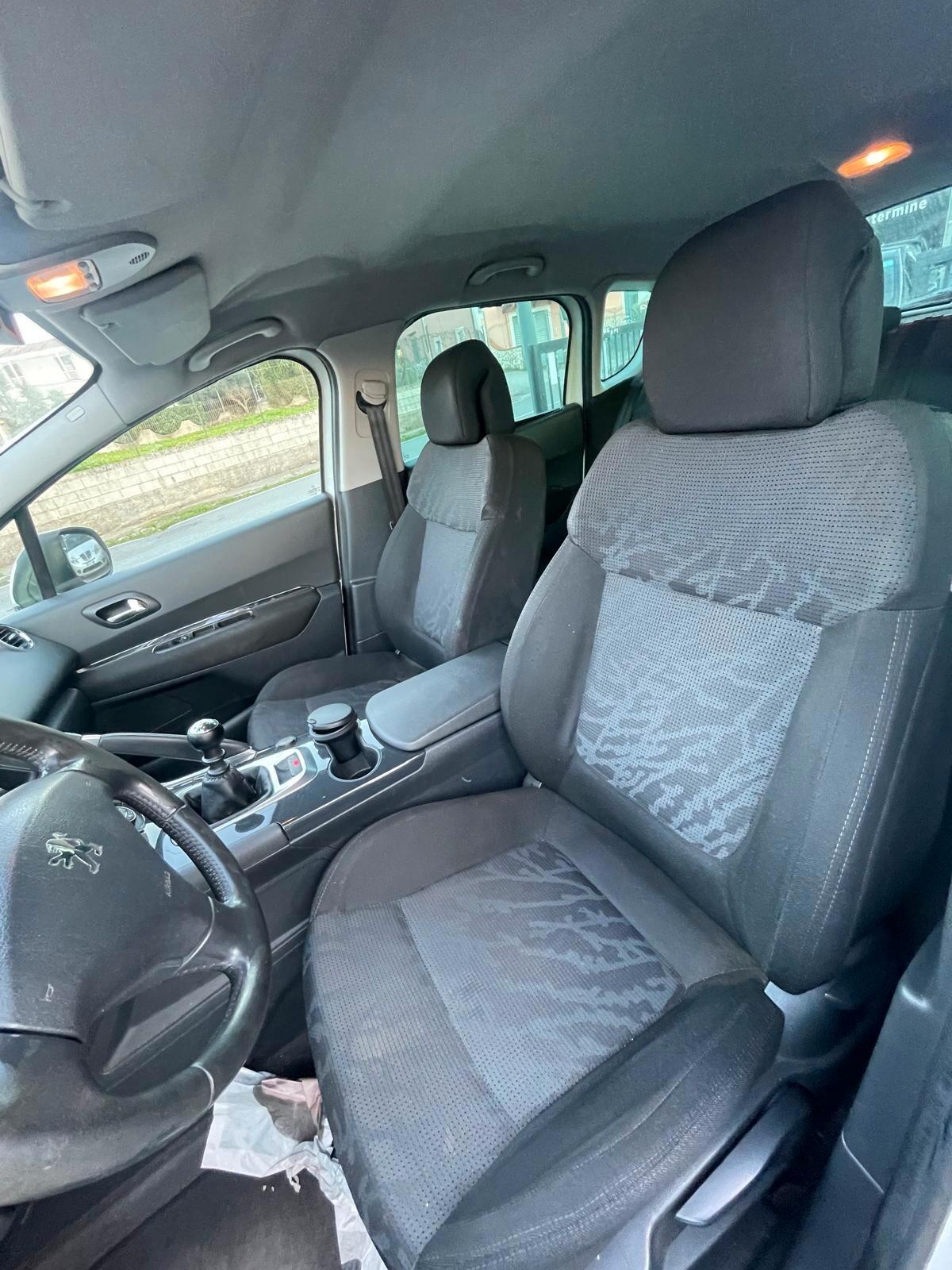 Peugeot 3008 1.6 HDi 110CV Premium