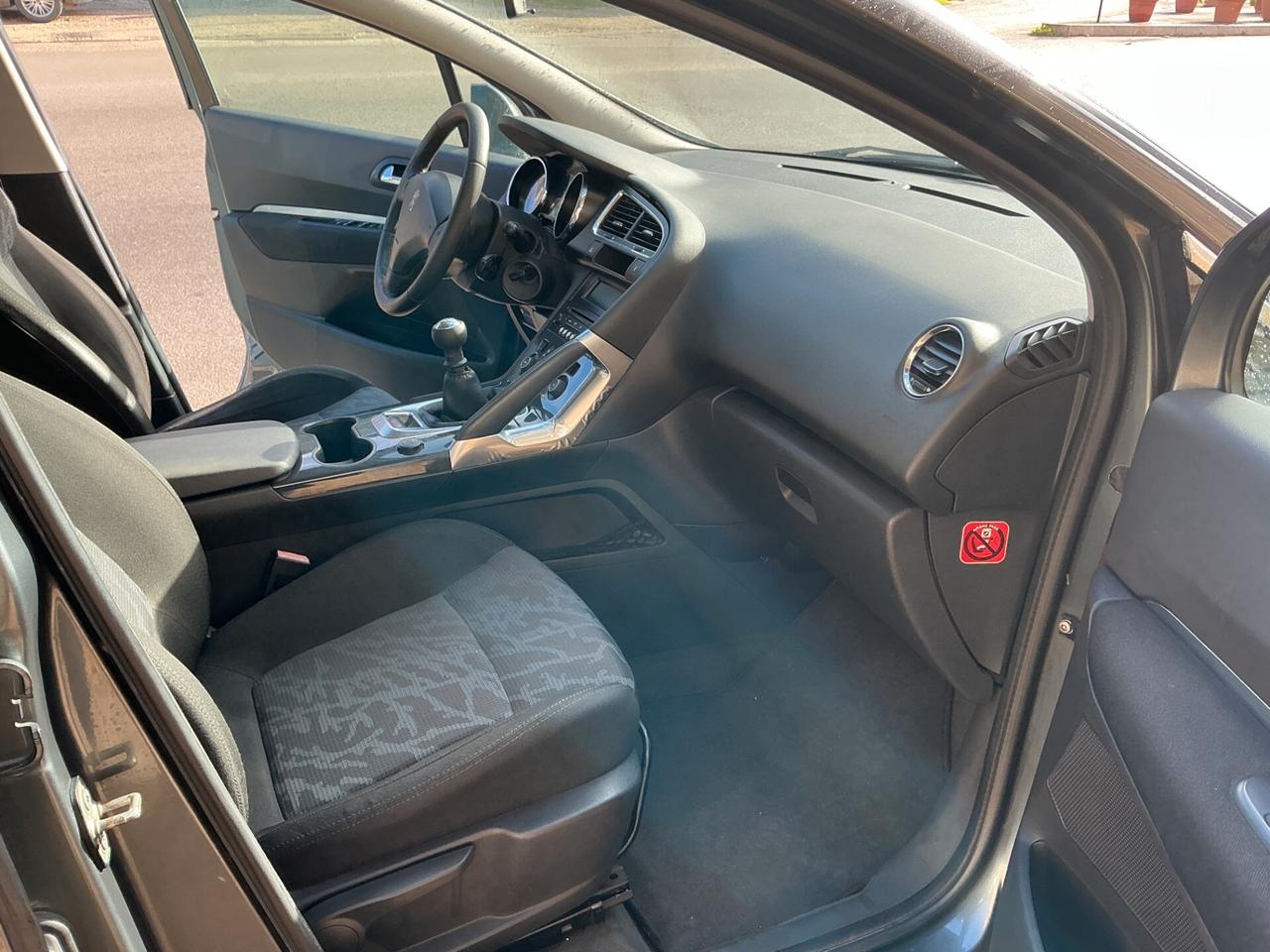 Peugeot 3008 1.6 HDi 110CV Business