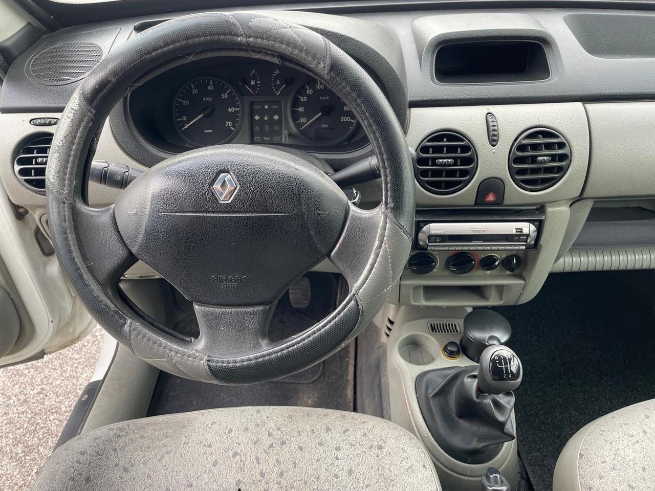 Renault Kangoo 1.5 dCi/65CV CON CLIMA E GANCIO TRAINO