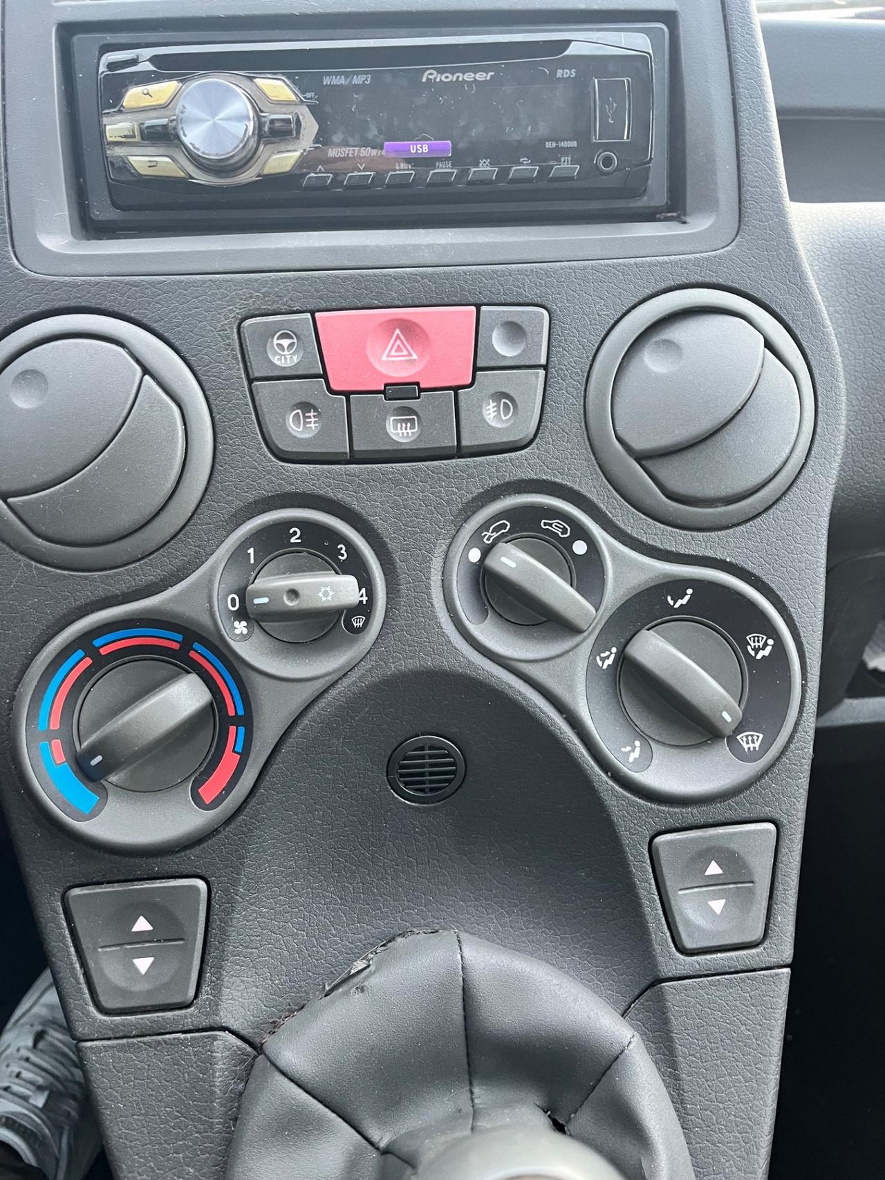 Fiat Panda 1.2 benzina anno 2012