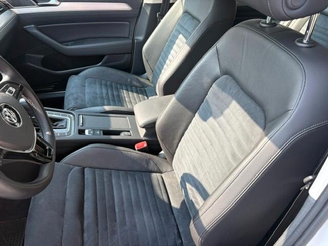 Volkswagen Passat Variant 2.0 TDI DSG Executive BlueMotion Tech.