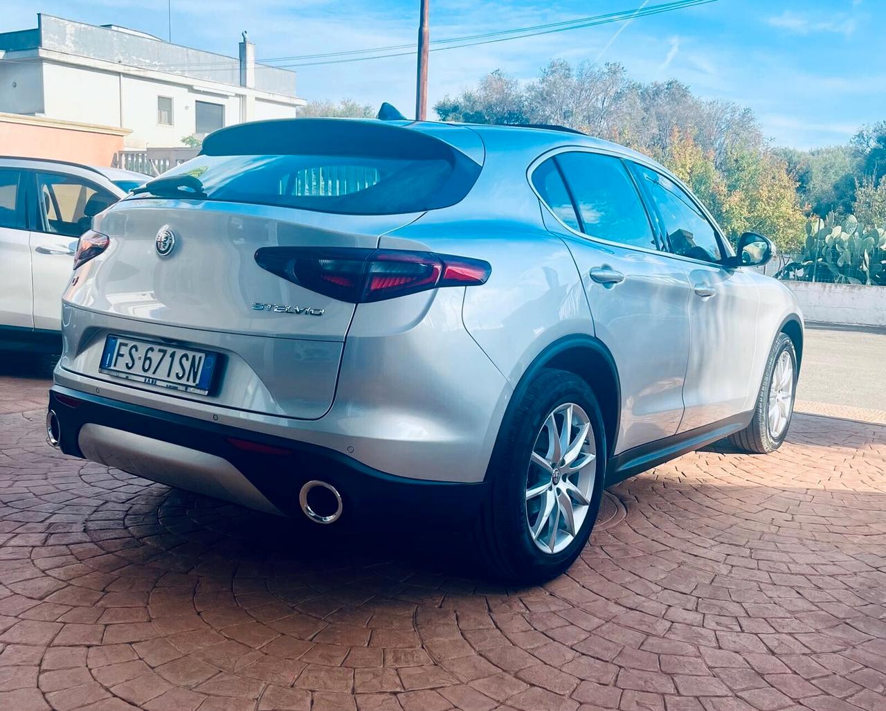 Alfa Romeo Stelvio 2.2 Turbodiesel 190 CV AT8 Q4 Executive