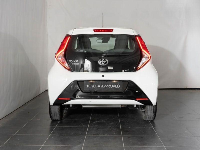 Toyota Aygo Connect 1.0 VVT-i 72 CV 5 porte x-play