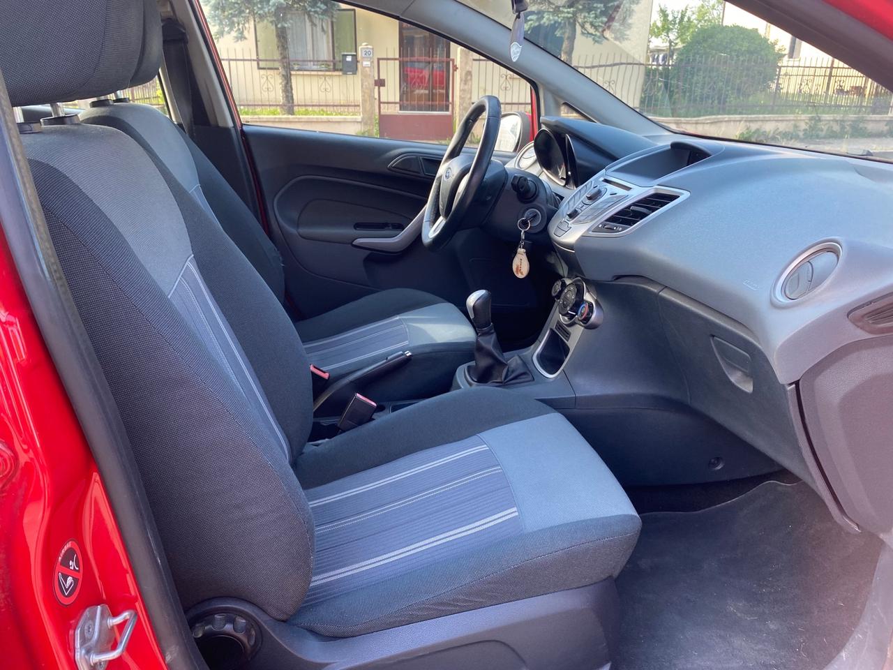 Ford Fiesta 1.4 TDCi 5p. Titanium