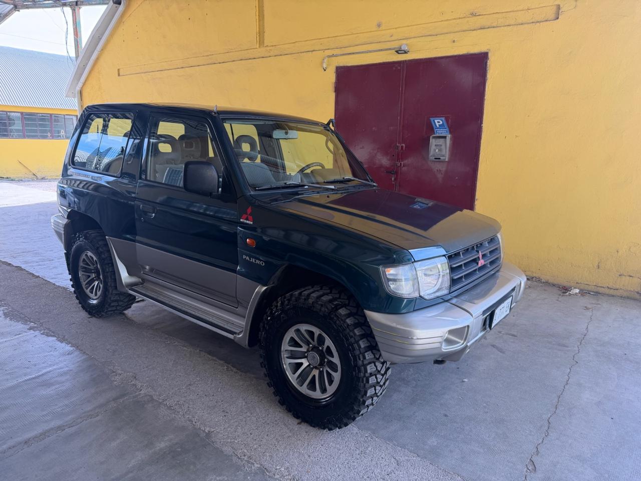 Mitsubishi Pajero 2.5 TDI 3p. GLS Clima - 2001