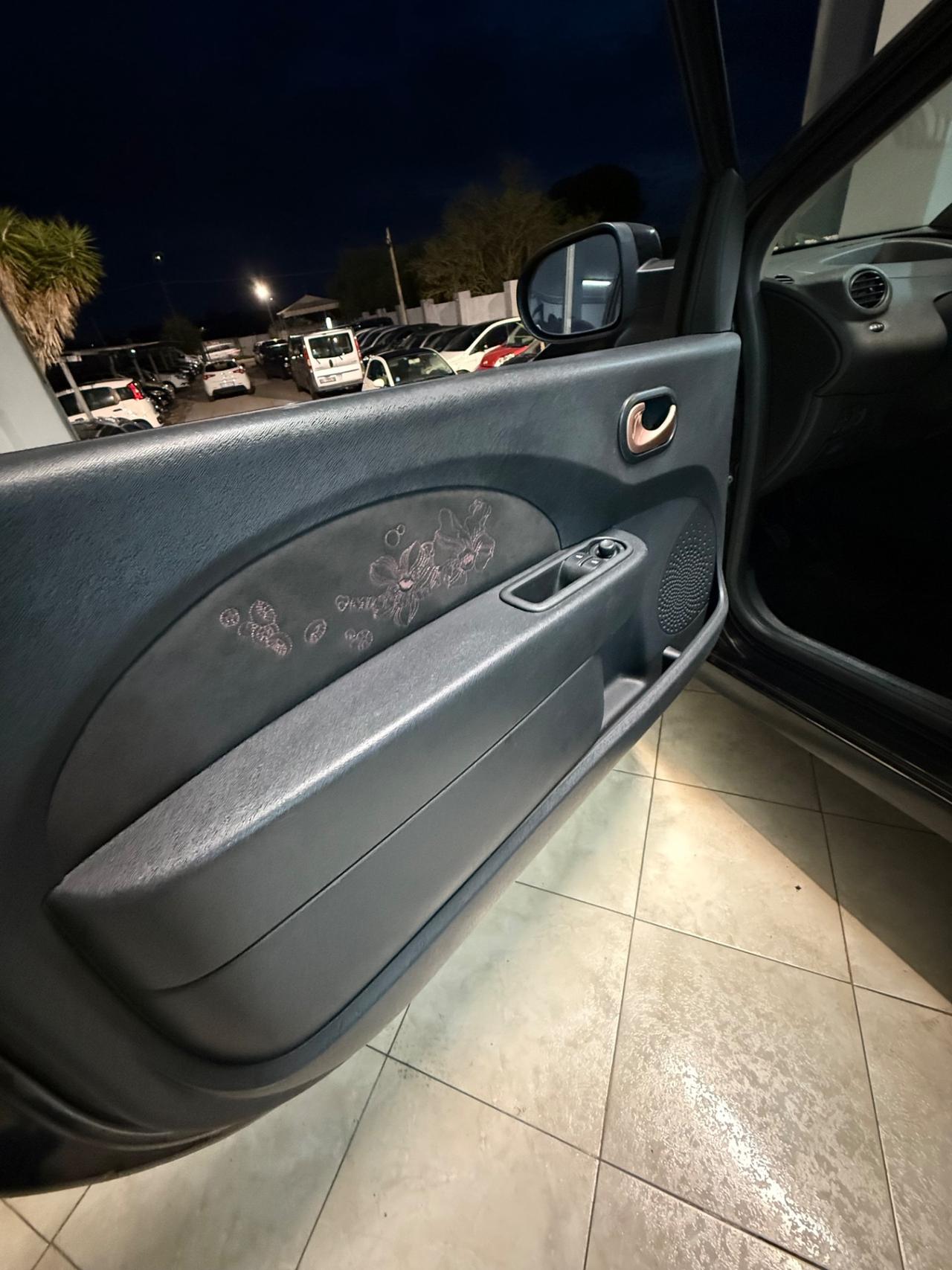 Twingo 1.2 Miss Sixty Limited Edition