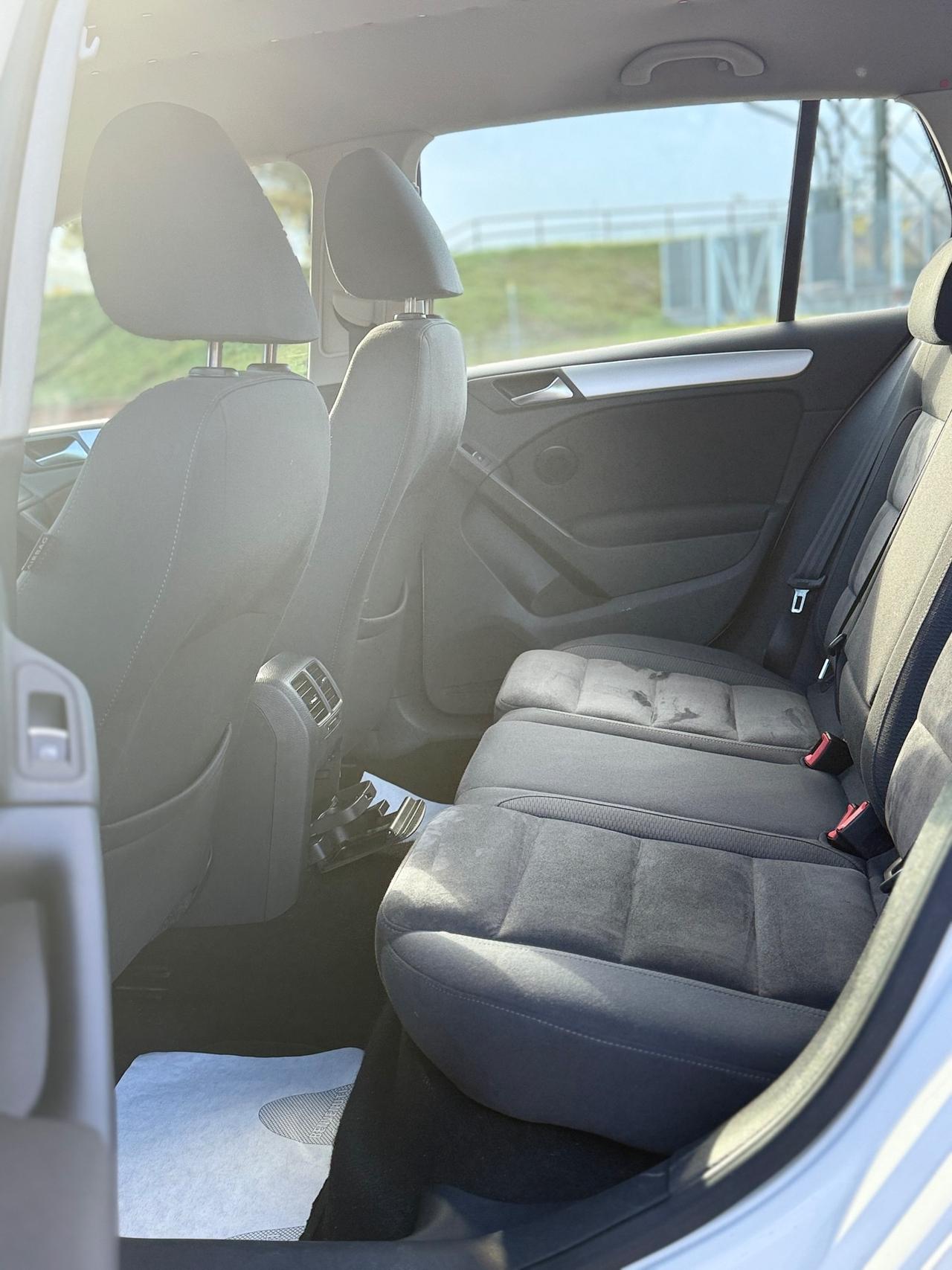 Volkswagen Golf 2.0 TDI 140CV OK NEOPATENTATI