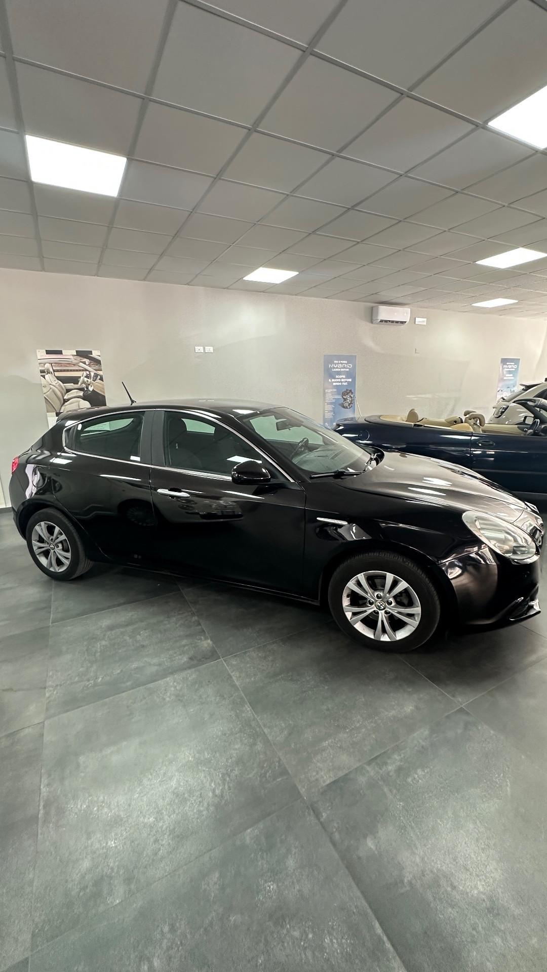 Alfa Romeo Giulietta 1.6 JTDm-2 105 CV Distinctive