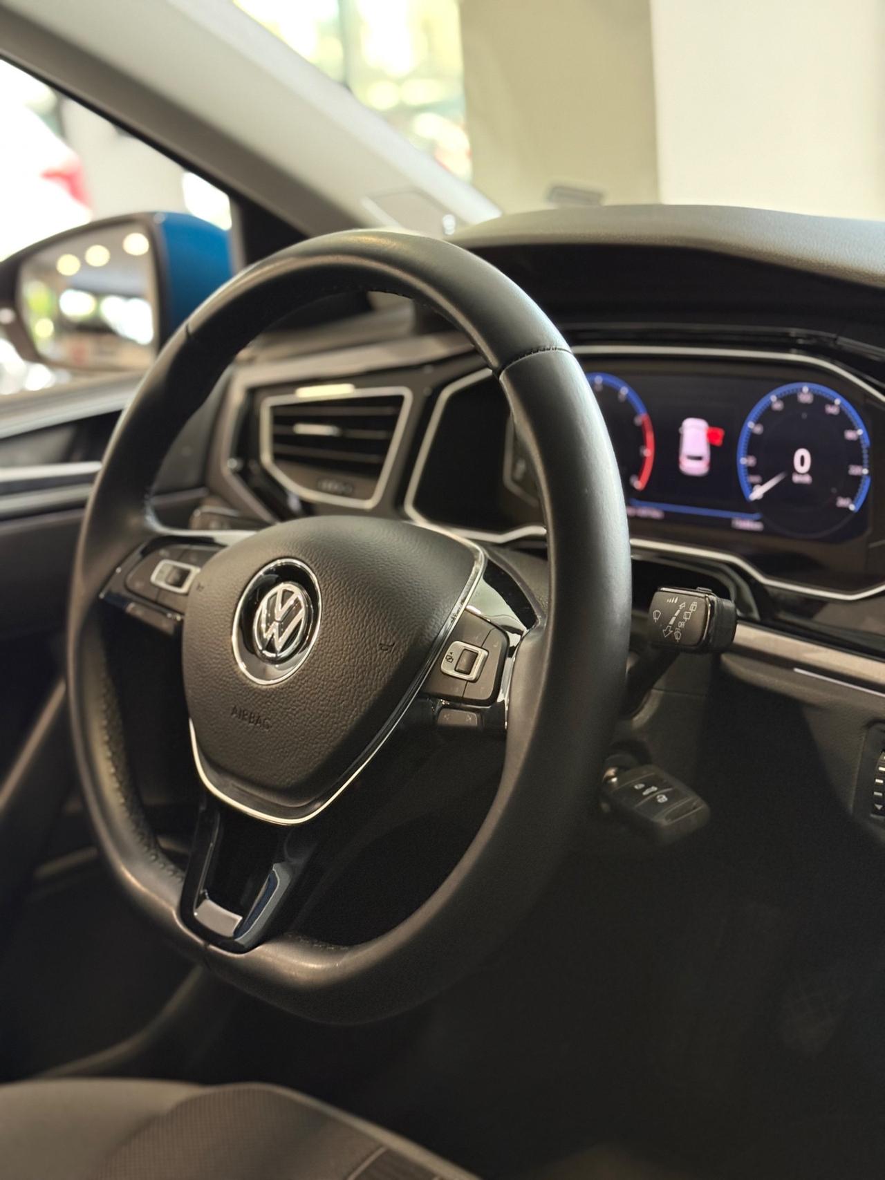Volkswagen Polo 1.0 TSI 5p. Highline BlueMotion Technology R LINE