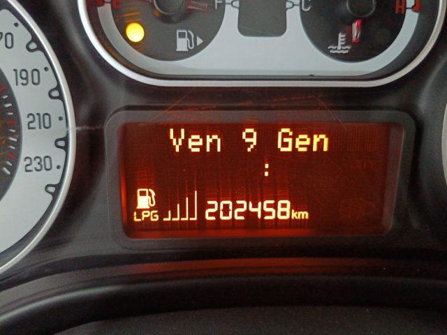 FIAT 500L 1.4 T-Jet 120 CV GPL Pop Star