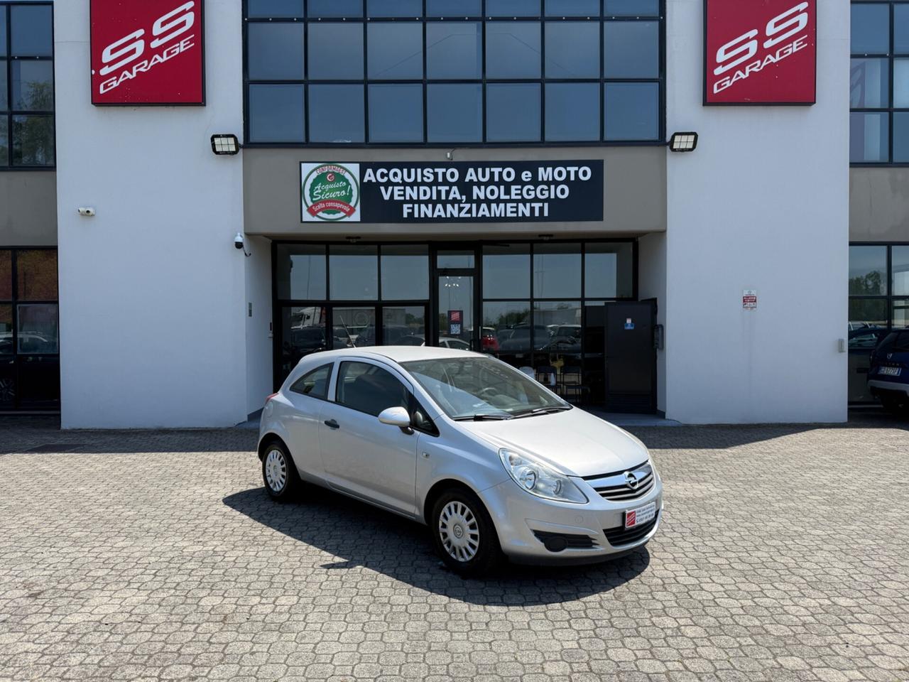 Opel Corsa 1.2 3 porte|METANO