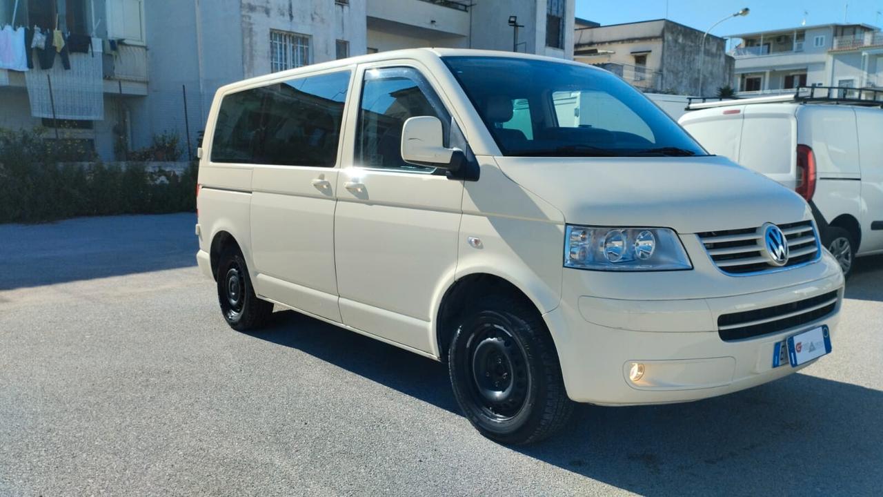 Volkswagen Transporter 2.0 TDI 140CV PL Kombi