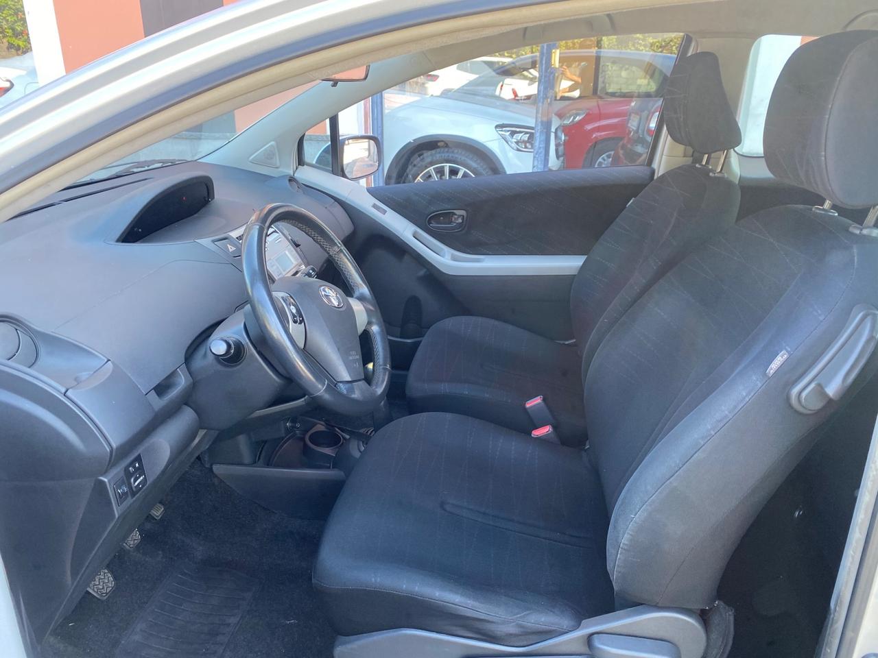 Toyota Yaris 1.4 D-4D 3 porte