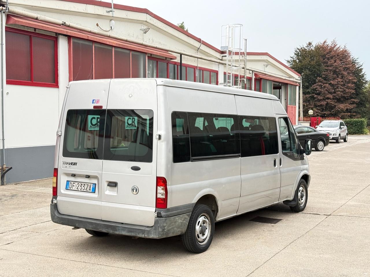Ford Transit/Tourneo/Bus Transit 9 posti passo lungo