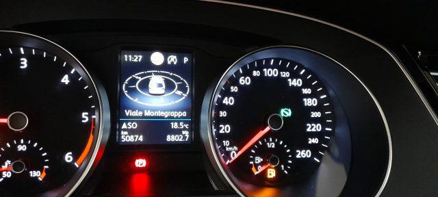 VOLKSWAGEN Passat Variant 2.0 TDI DSG Business