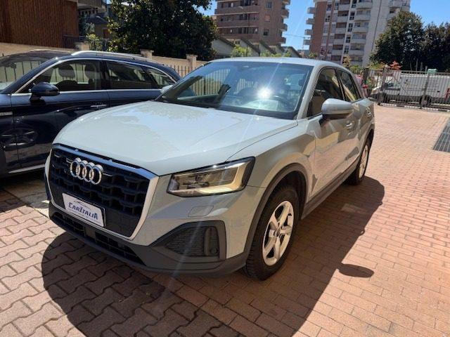 AUDI Q2 35 TDI quattro S tronic Identity Black