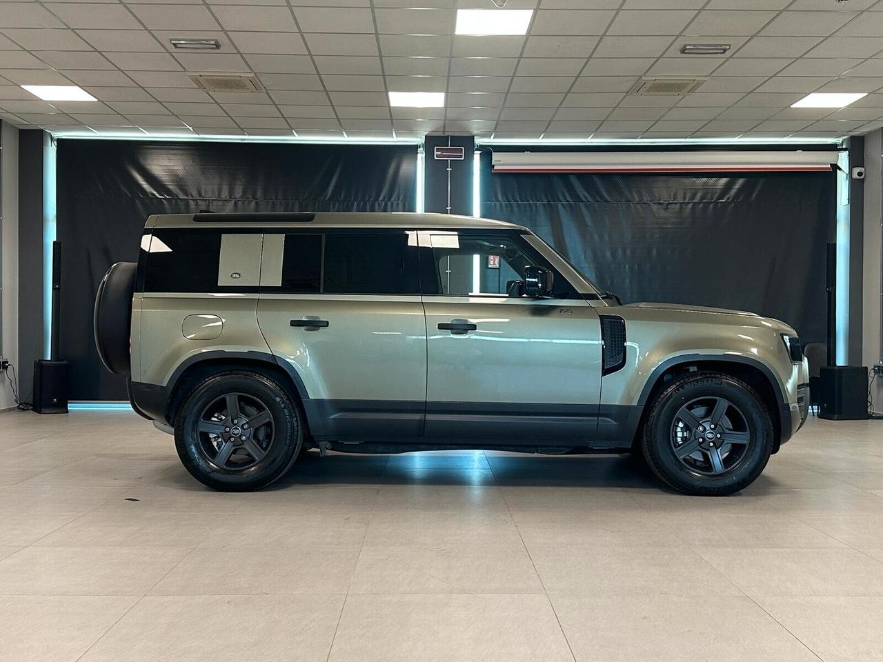 Land Rover Defender 110 3.0D I6 200 CV AWD Auto S AUTOCARRO N1