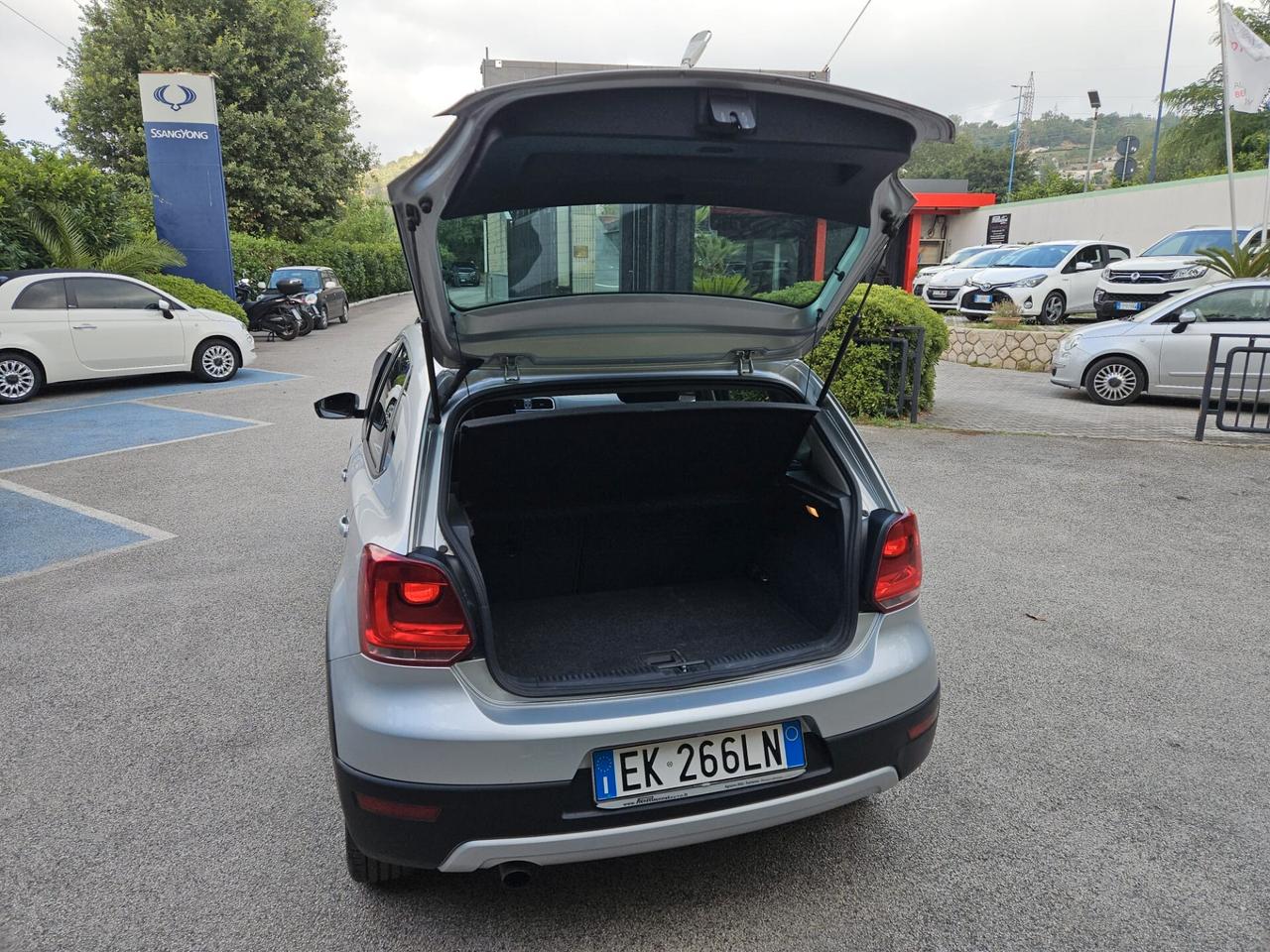 Volkswagen Polo CROSS 1.6 TDI 90CV DPF 5 porte Comfortline