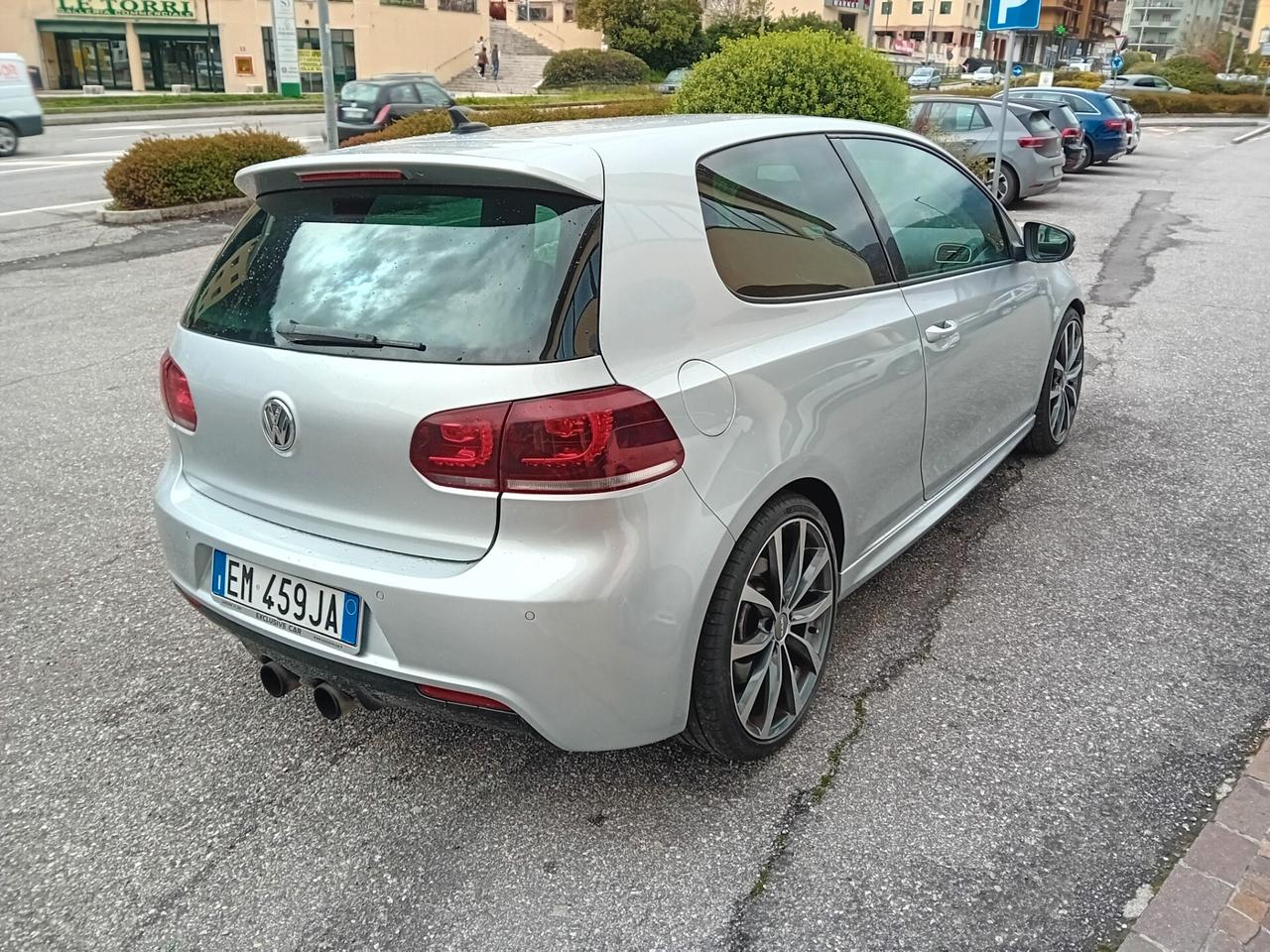 Volkswagen Golf 2.0 R 4 MOTION 3P