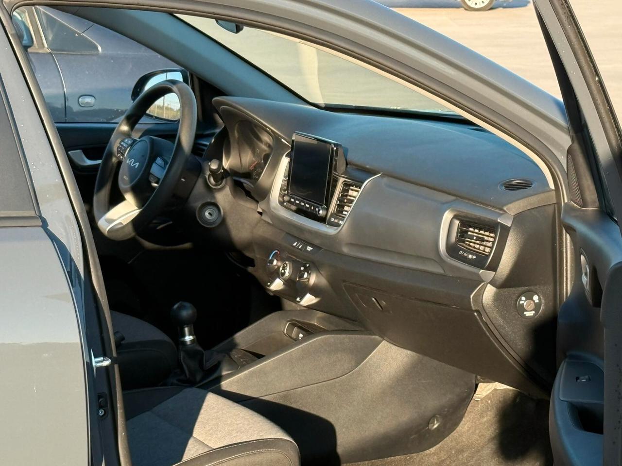 Kia Stonic 1.2 DPI Urban / NEOPATENTATI