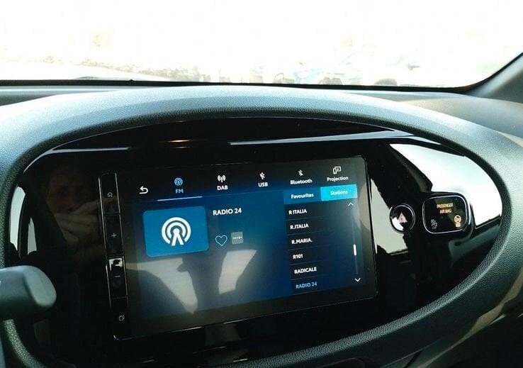 Toyota Aygo X 1.0 VVT-i 72 CV 5 porte Active KM 0 VARI COLORI