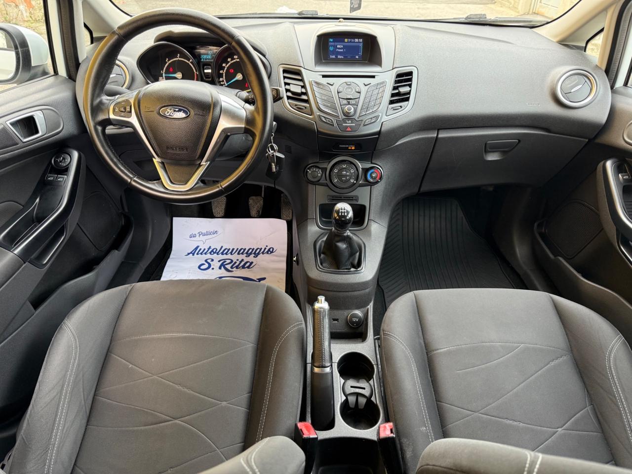 Ford Fiesta 1.5 TDCi 75CV 5 porte Titanium