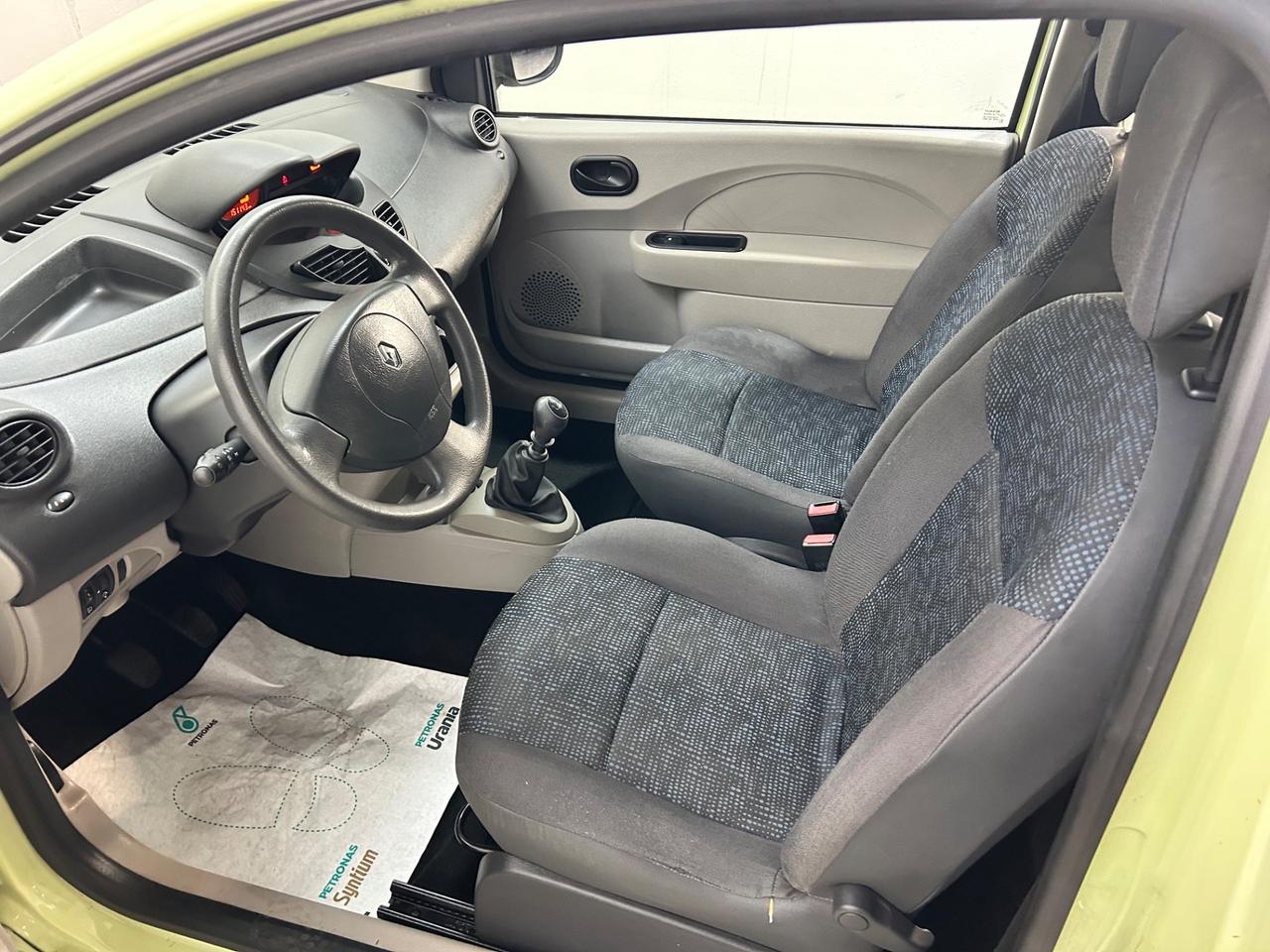 Renault Twingo 1.2 8V Dynamique