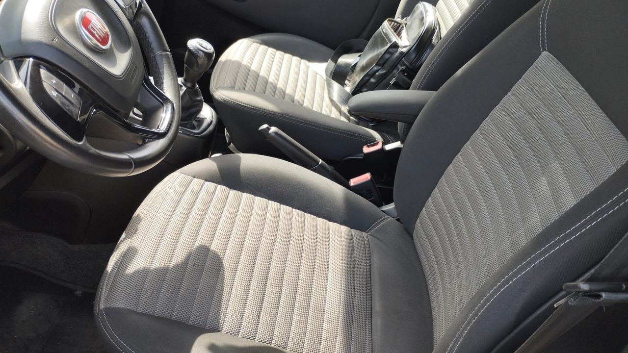 Fiat Qubo 1.3 MJT 95 CV Trekking