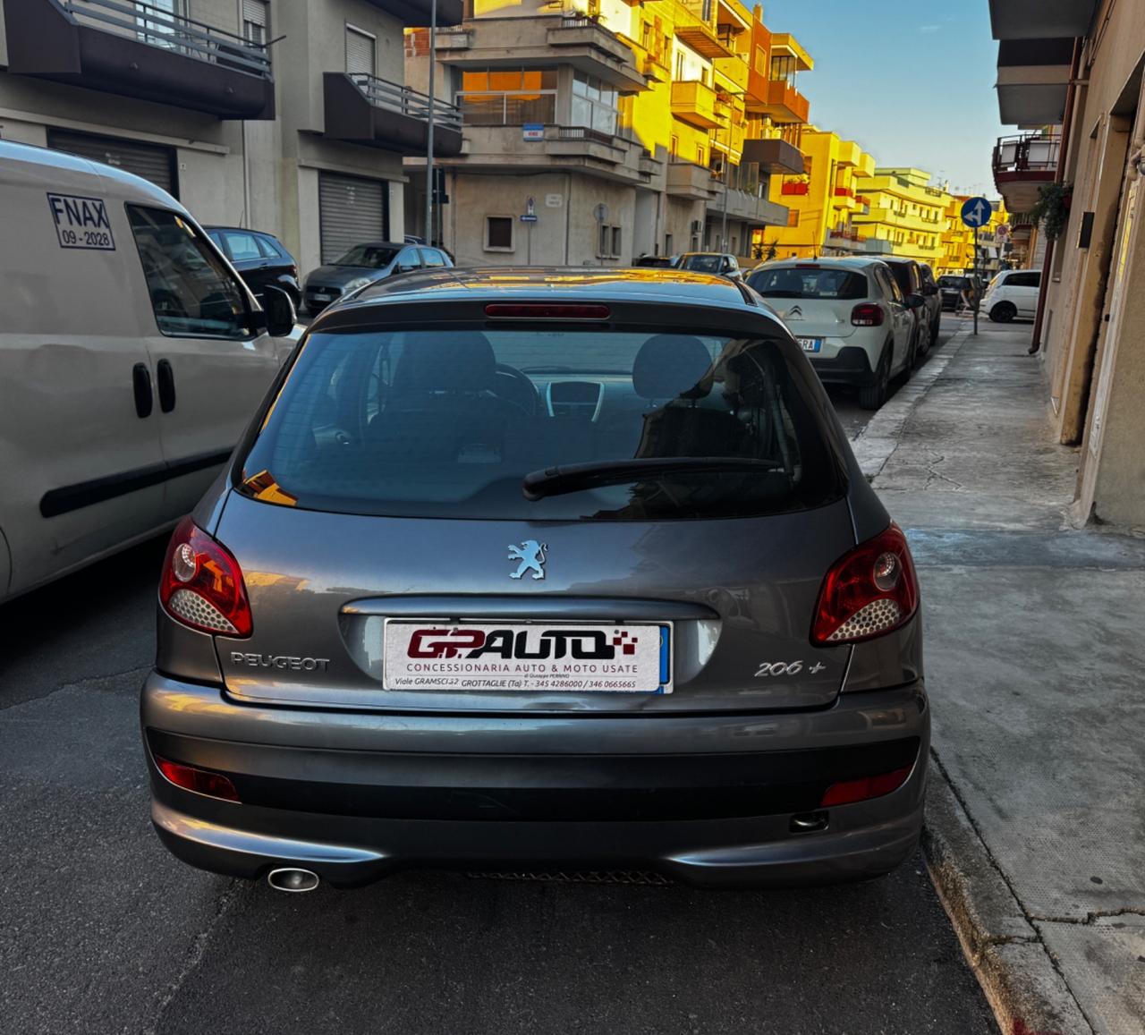 Peugeot 206 1.4 HDi 70CV NEOPATENTATI