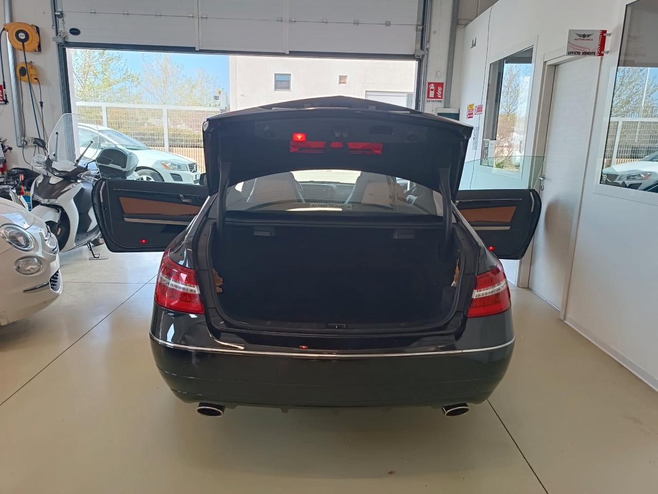 Mercedes-benz E 350 CDI BlueEFFICIENCY Avantgarde
