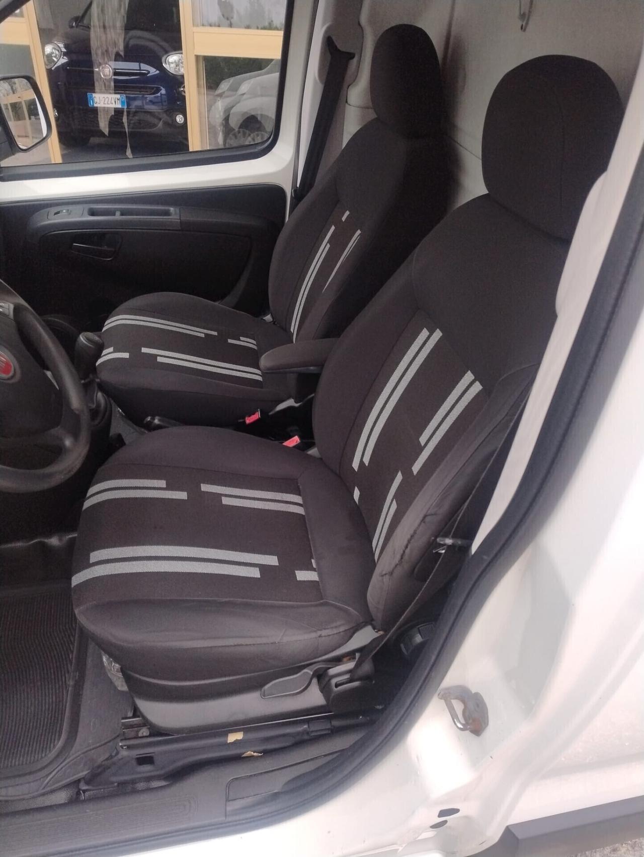 Fiat Fiorino 1.3 Mjet II Adventure 95Cv ALLESTITO