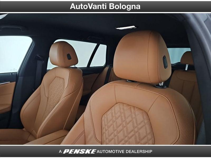 BMW Serie 5 530d Touring mhev 48V xdrive Msport auto
