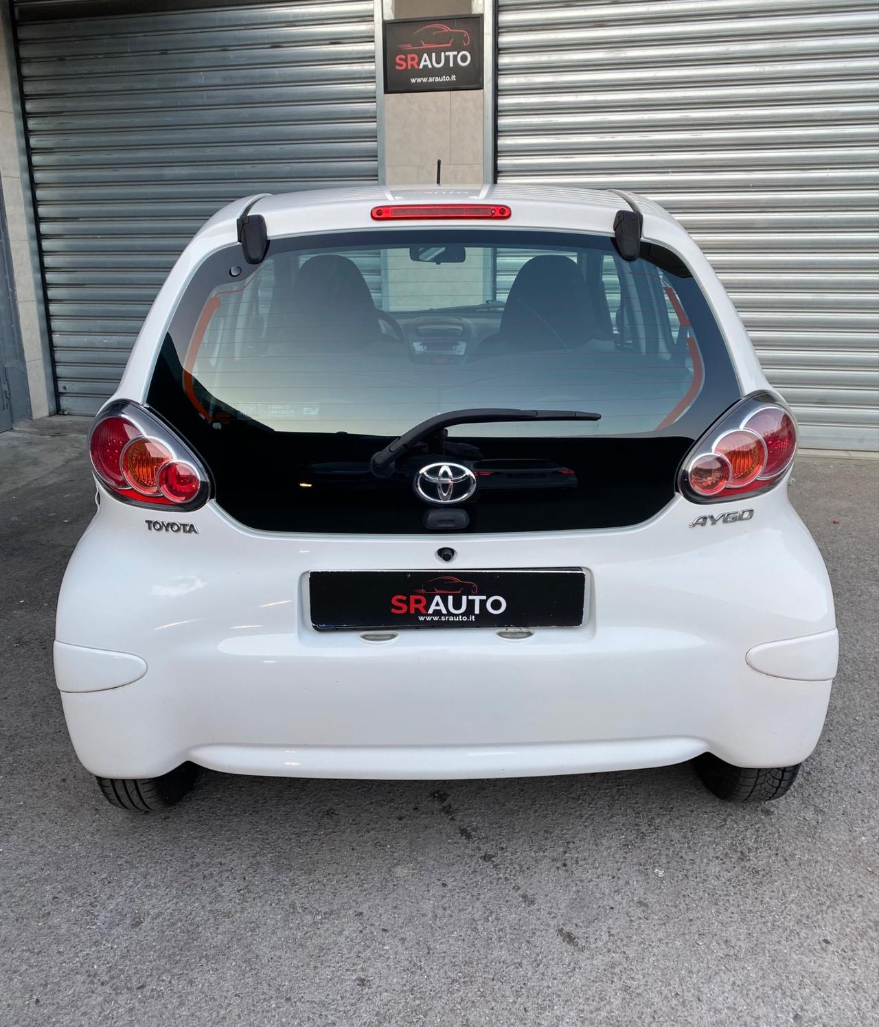 Toyota Aygo 1.0 12V VVT-i 68cv 5p. Lounge Connect