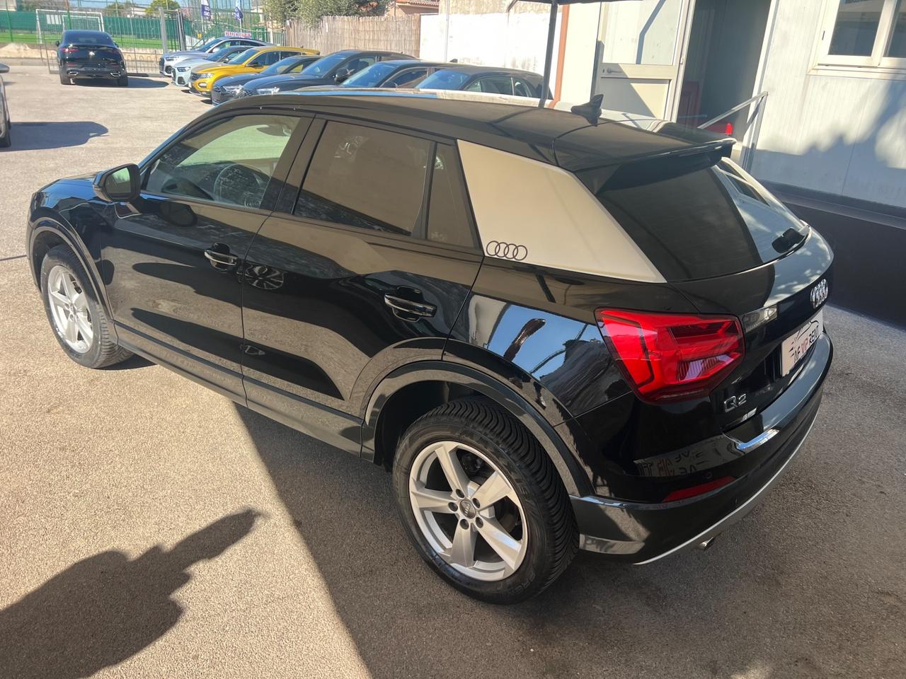 Audi Q2 30 TDI S tronic Business Design