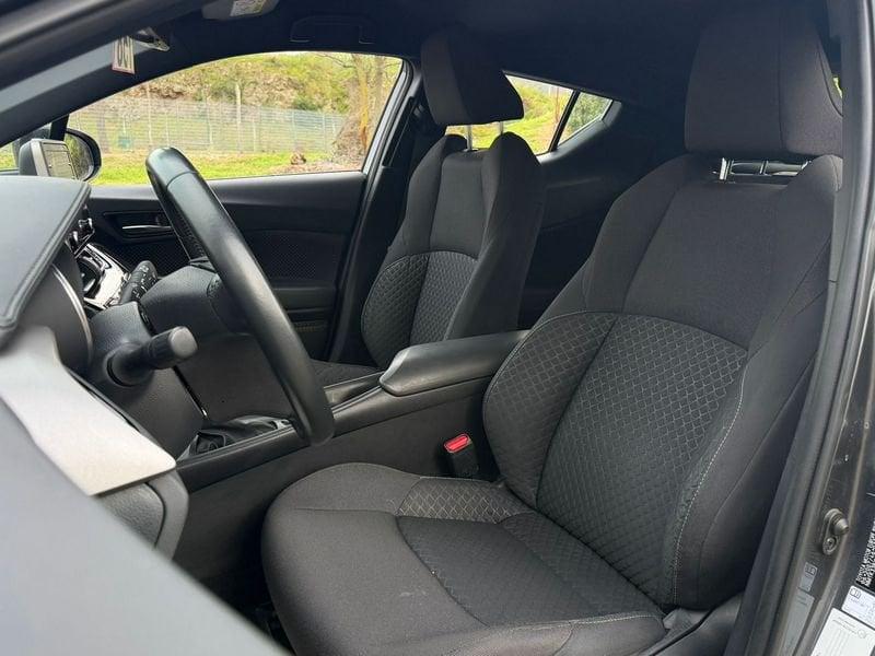 Toyota C-HR C-HR 1.8h Business e-cvt