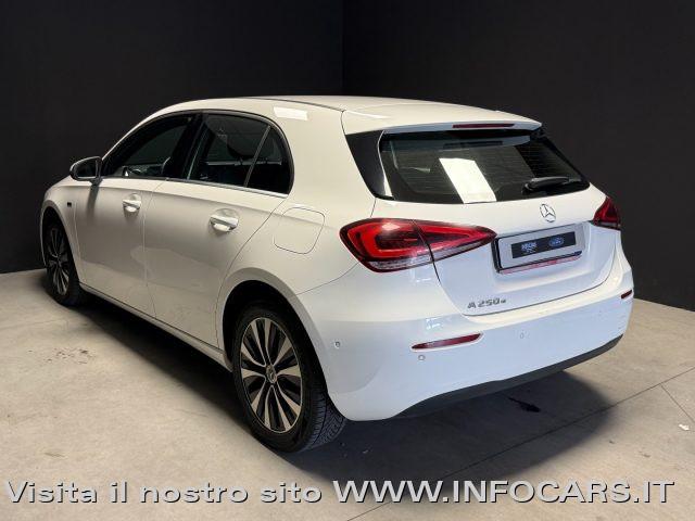 MERCEDES-BENZ A 250 e EQ-Power Autom. Business Extra - PROMO