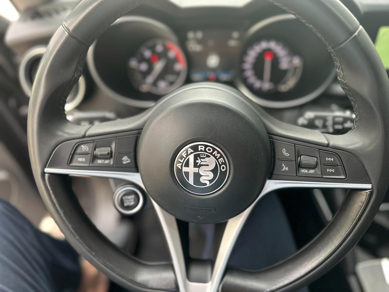 Alfa Romeo Stelvio 2.2 Turbodiesel 210 CV AT8 Q4 Executive