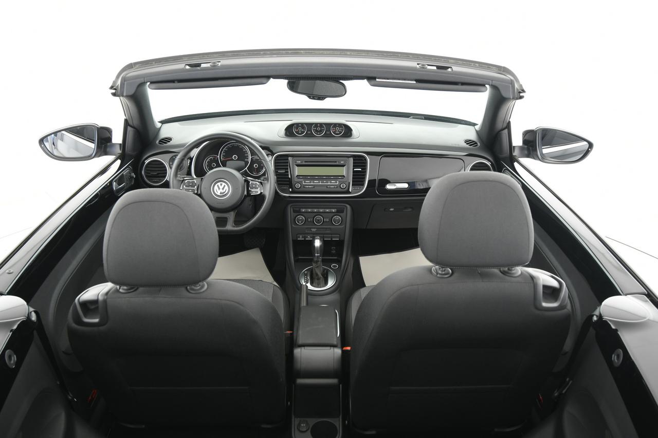VOLKSWAGEN Maggiolino Cabrio 2.0 tdi bm Design 110cv NEOPATENTATI+C17"