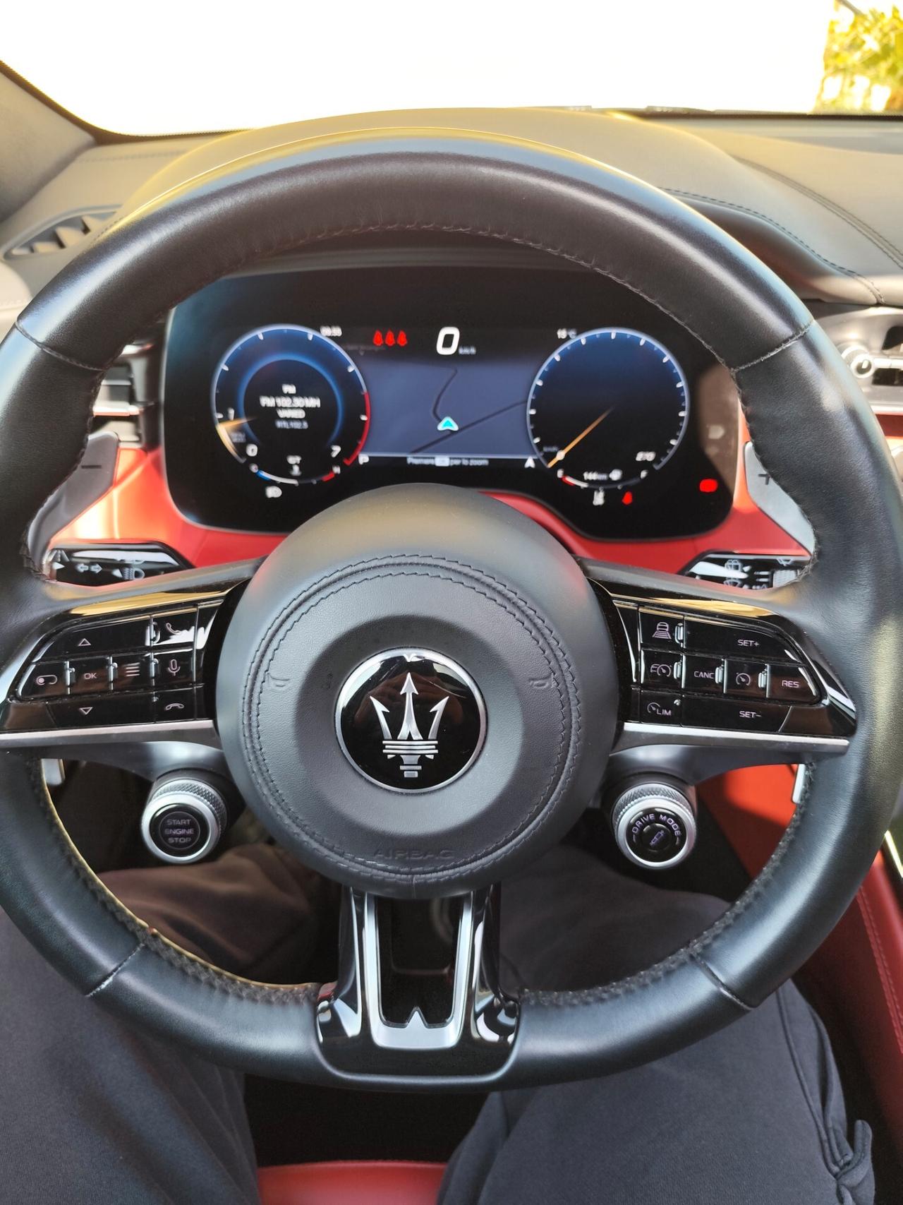 Maserati Grecale MHEV 330 CV AWD Modena