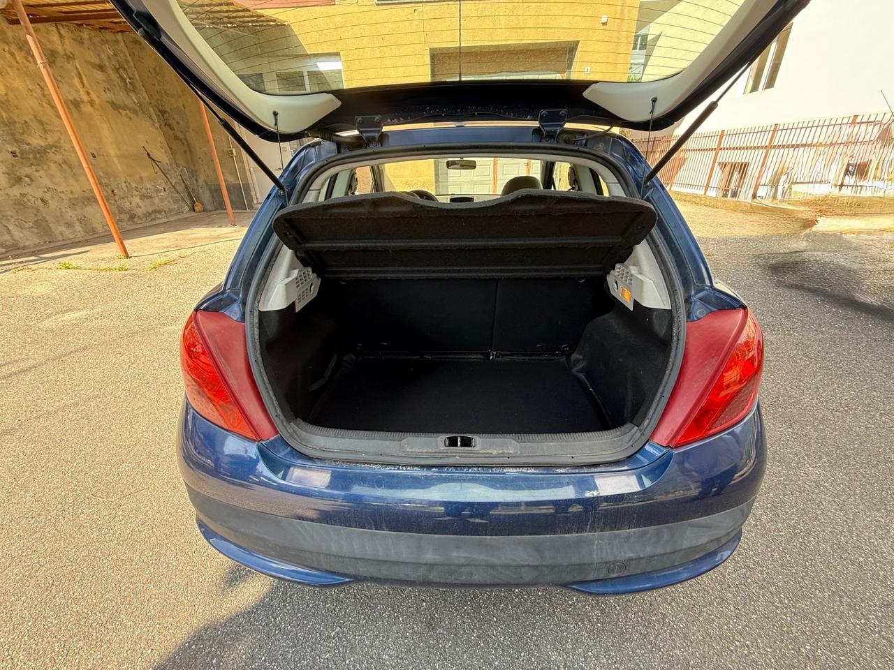 Peugeot 207 1.4 88CV 3p. XS