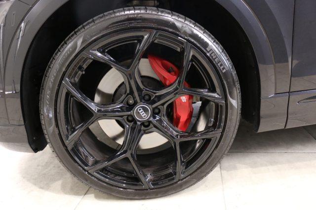 AUDI SQ8 TDI quattro tiptronic