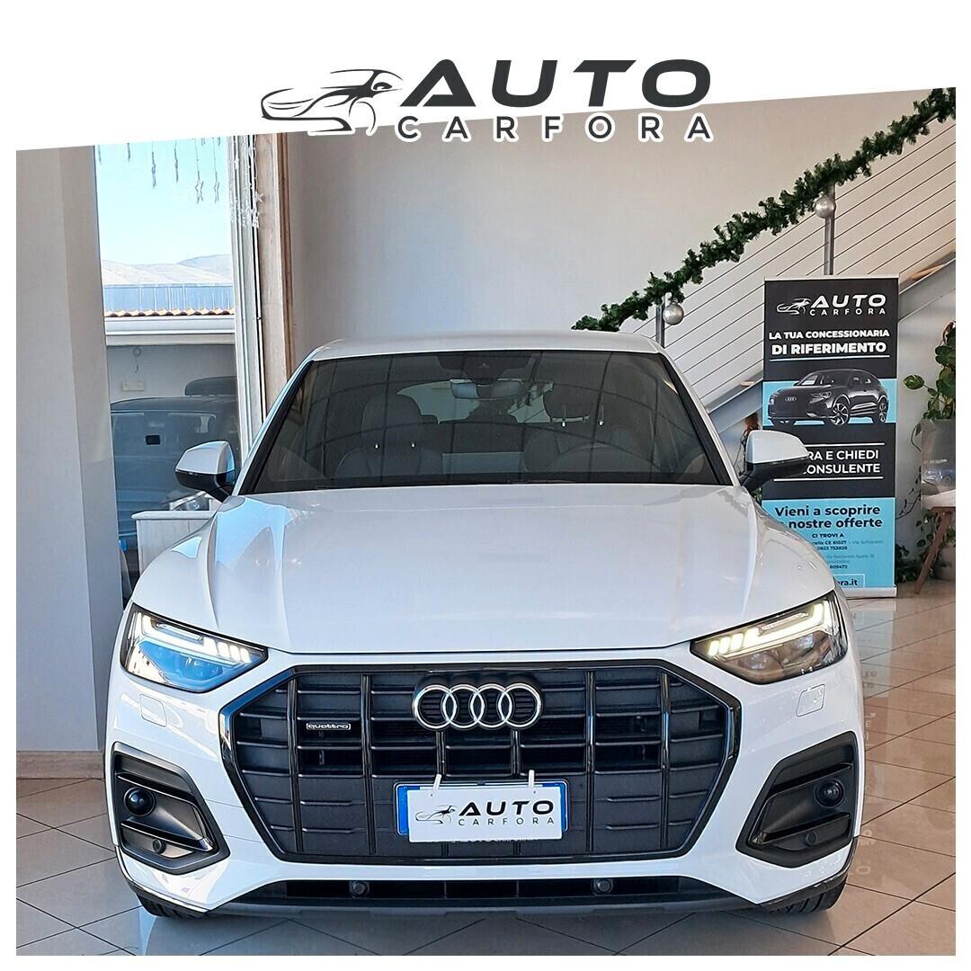 Audi Q5 Sportback 40 tdi Identity Black s-line interno